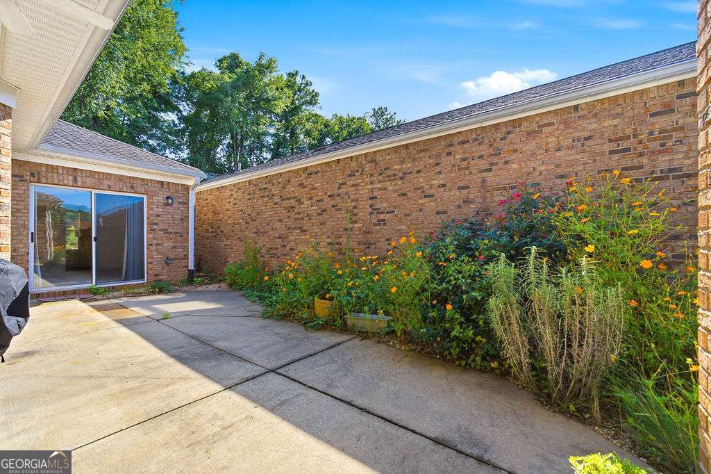 150 Countryside Court