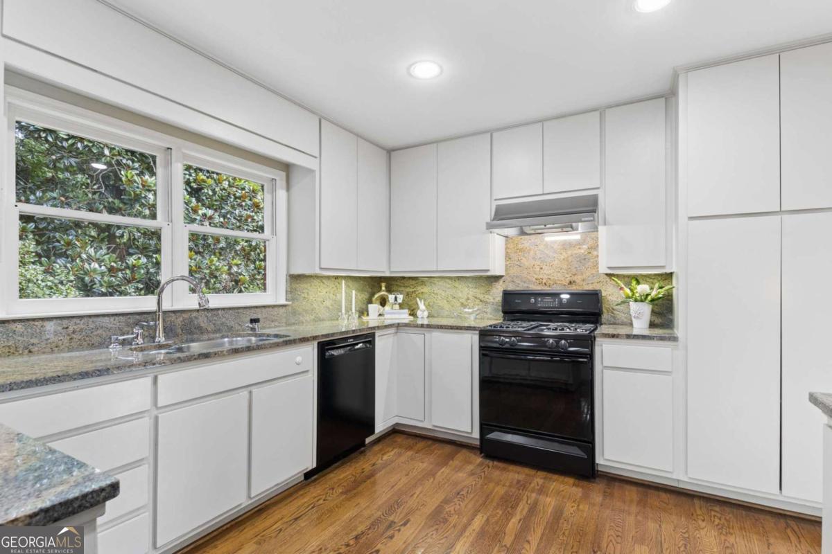440 Greenlaurel Drive