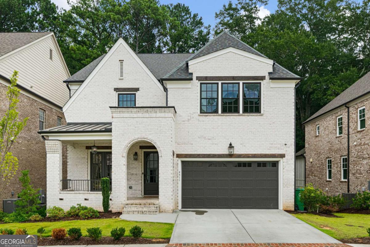 4511 Caroline Walk