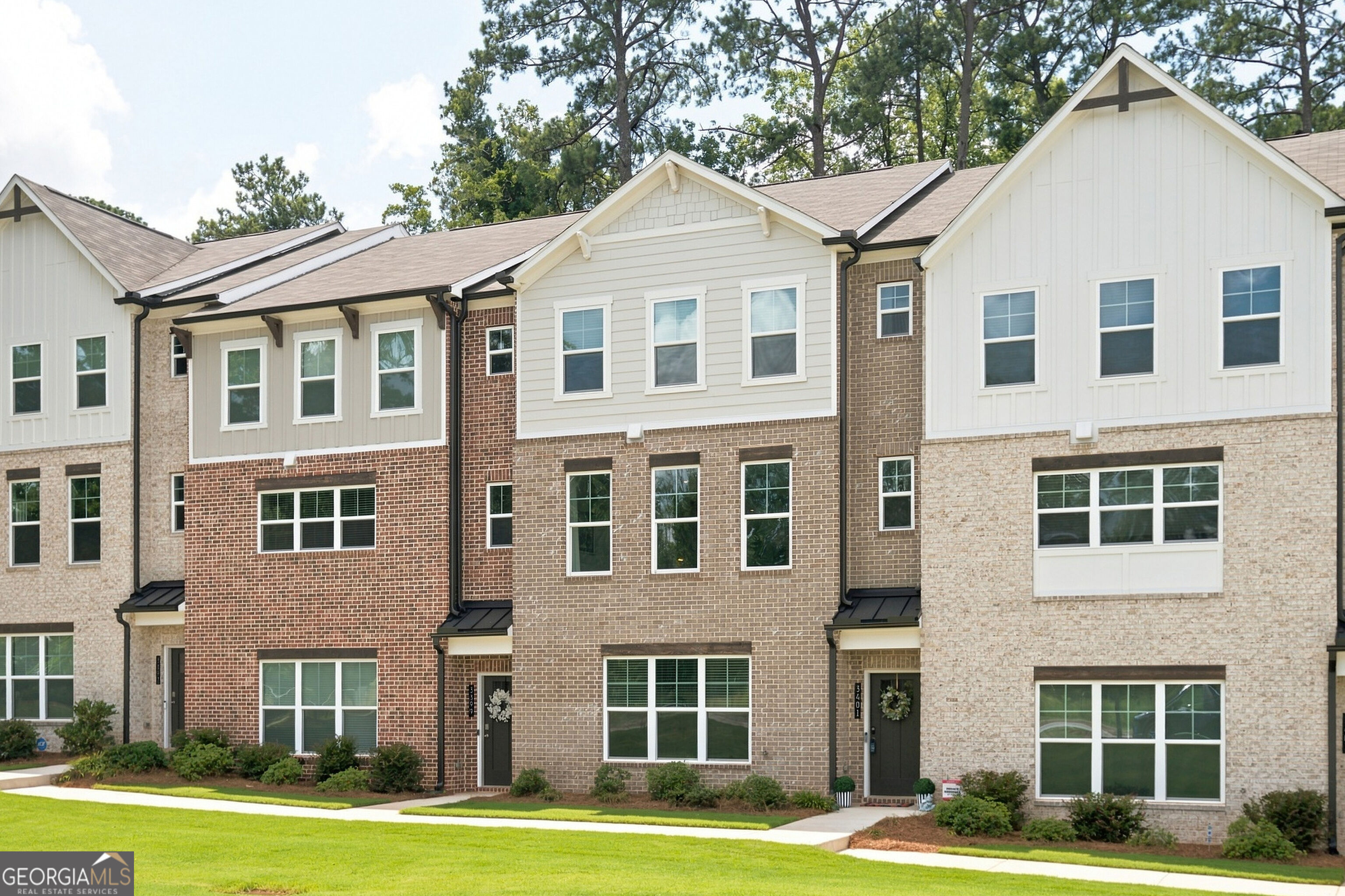 3401 Catalan Alley