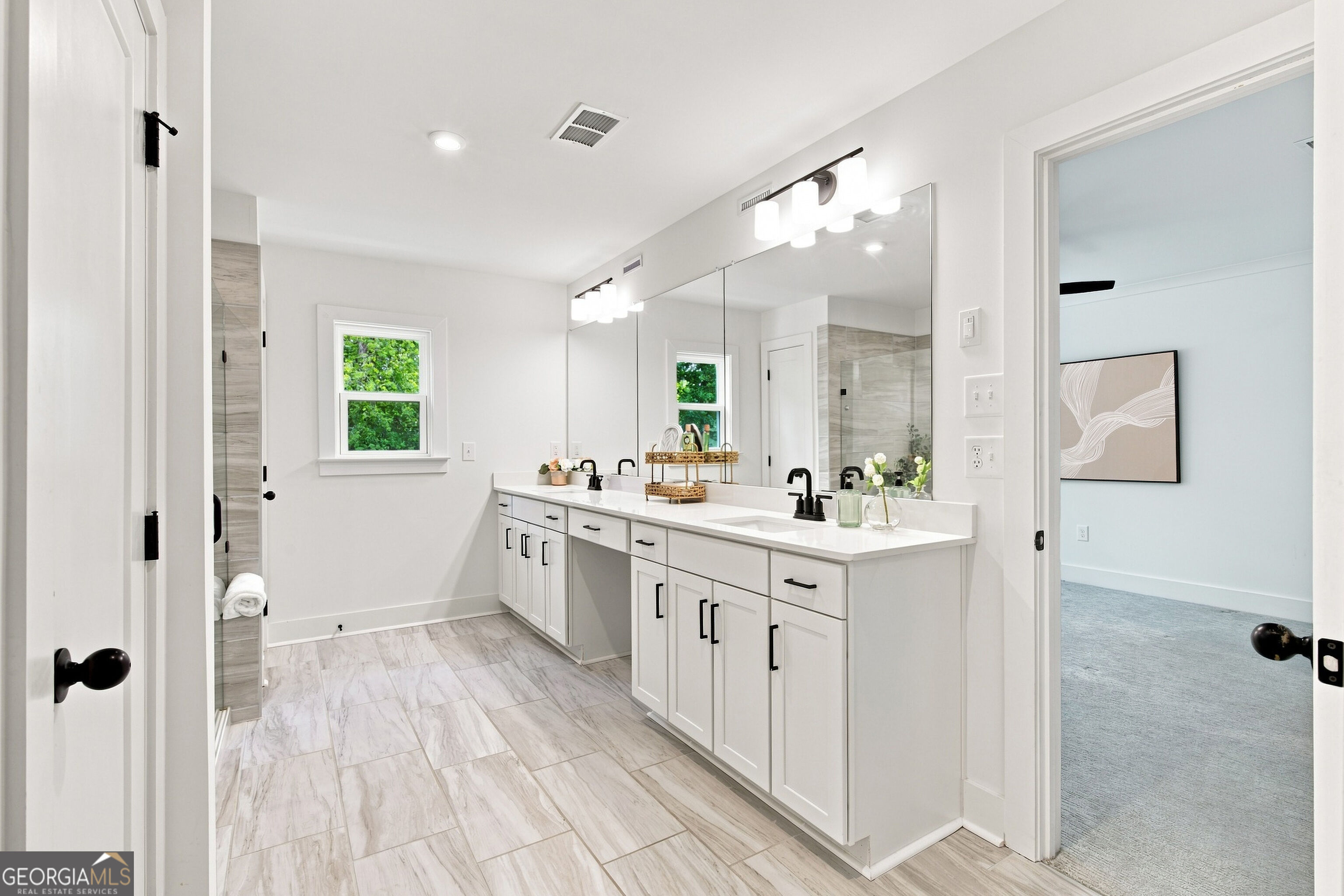 3401 Catalan Alley
