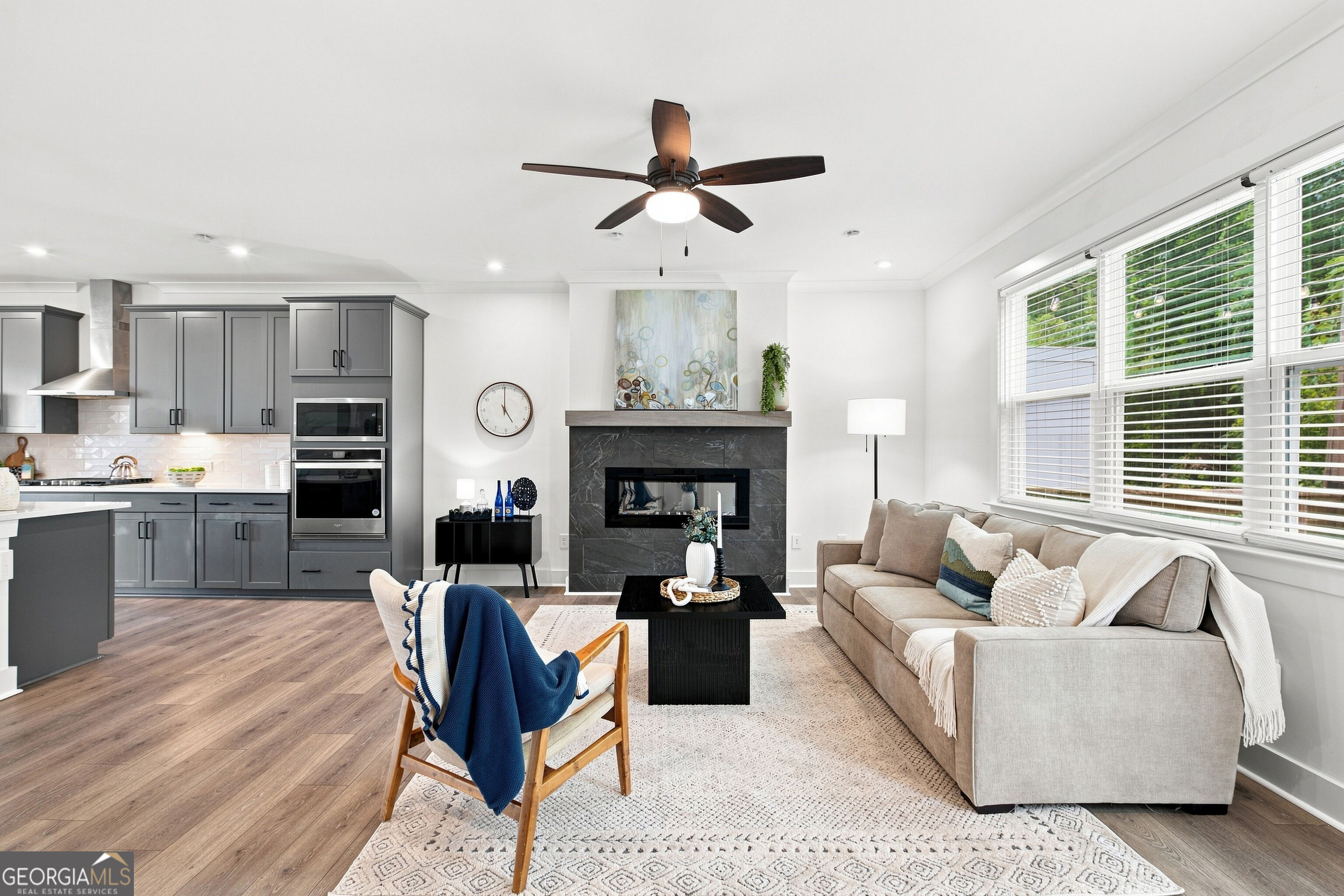 3401 Catalan Alley