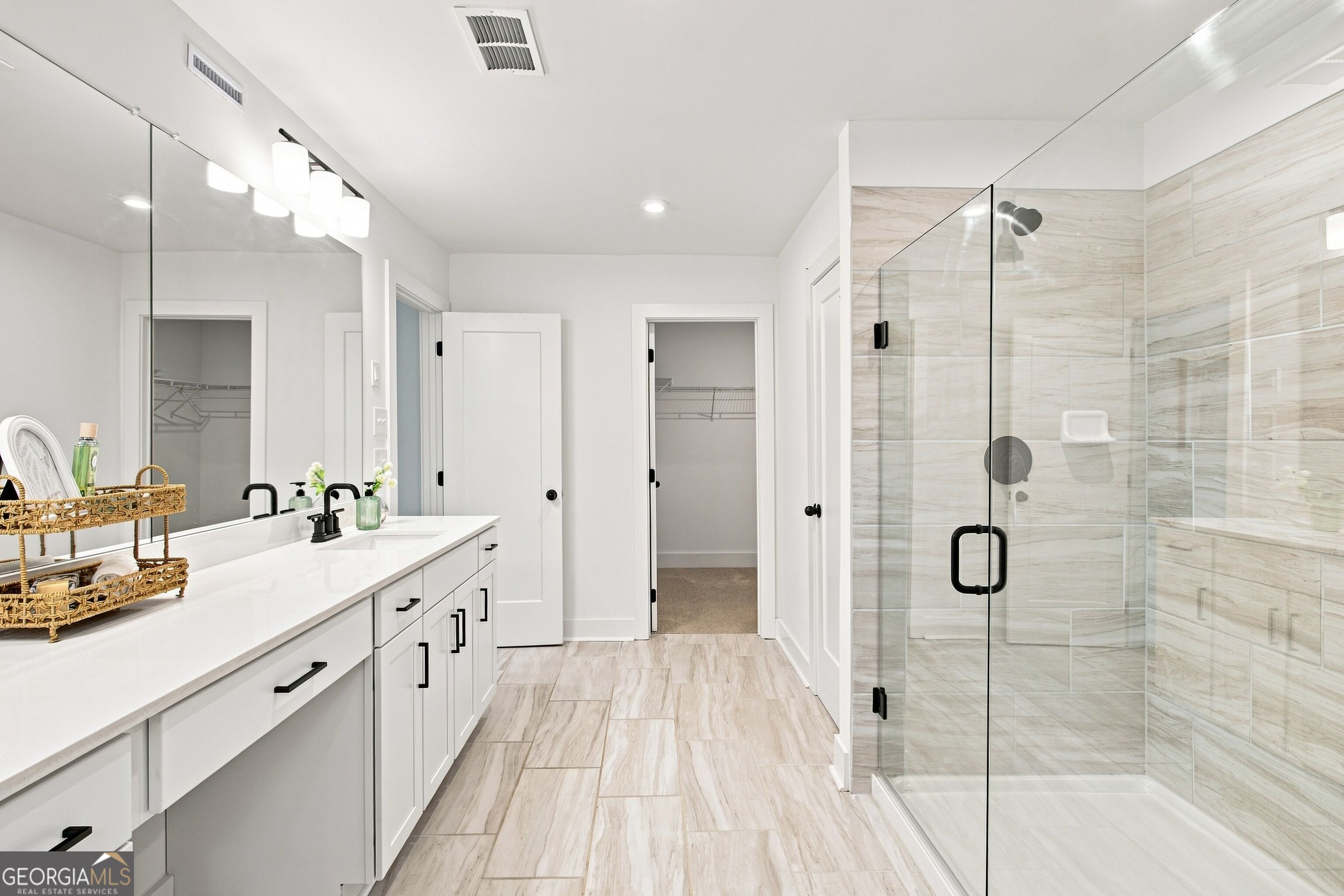 3401 Catalan Alley