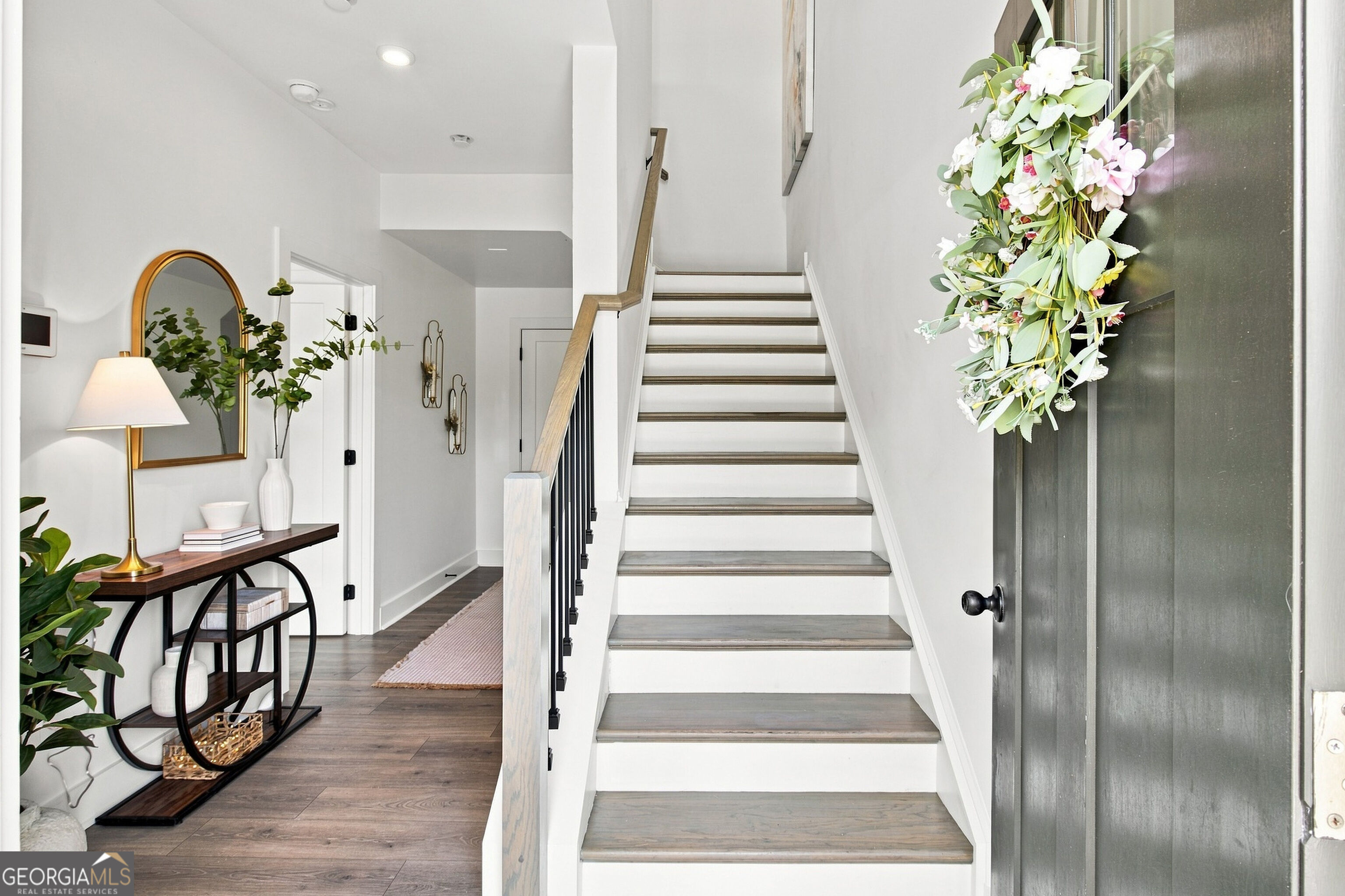 3401 Catalan Alley