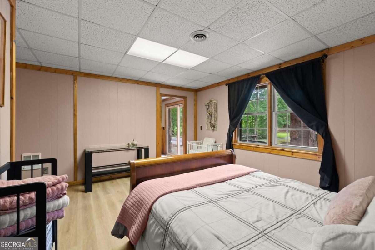 140 J R Road NE