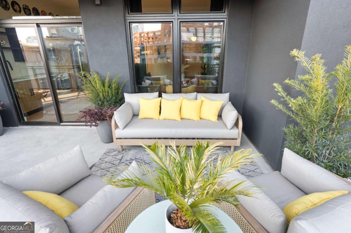 567 Ponce De Leon Avenue # 319