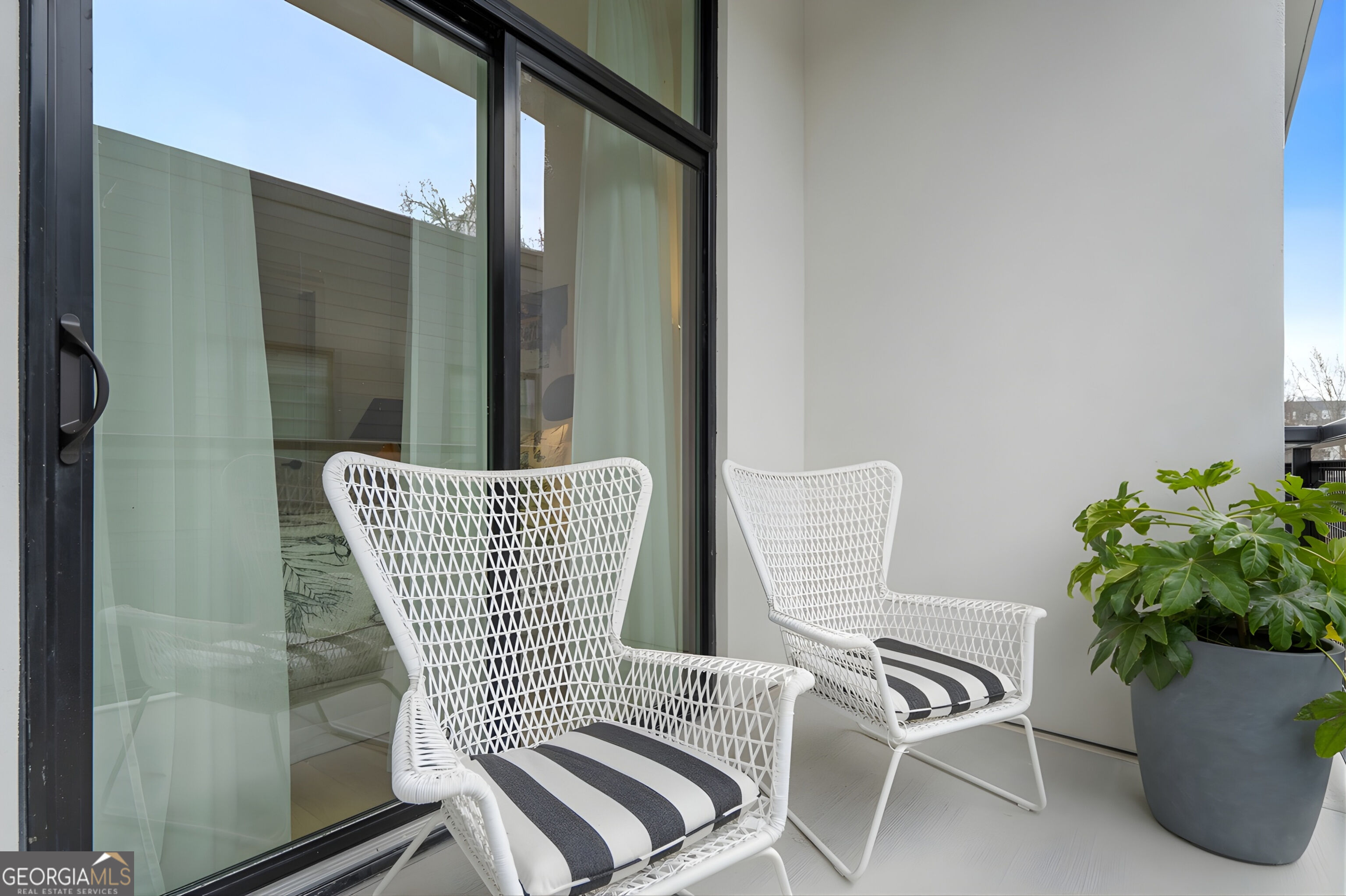 567 Ponce De Leon Avenue # 504