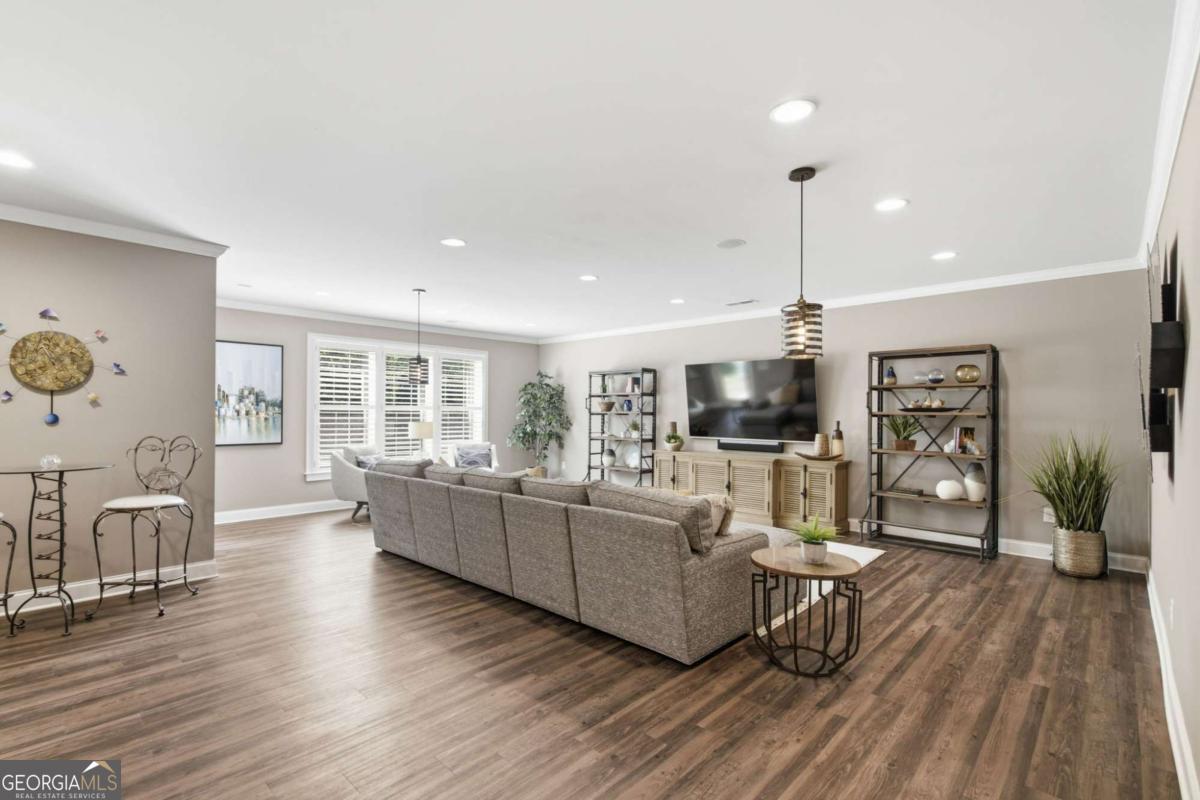 2006 Heyward Way