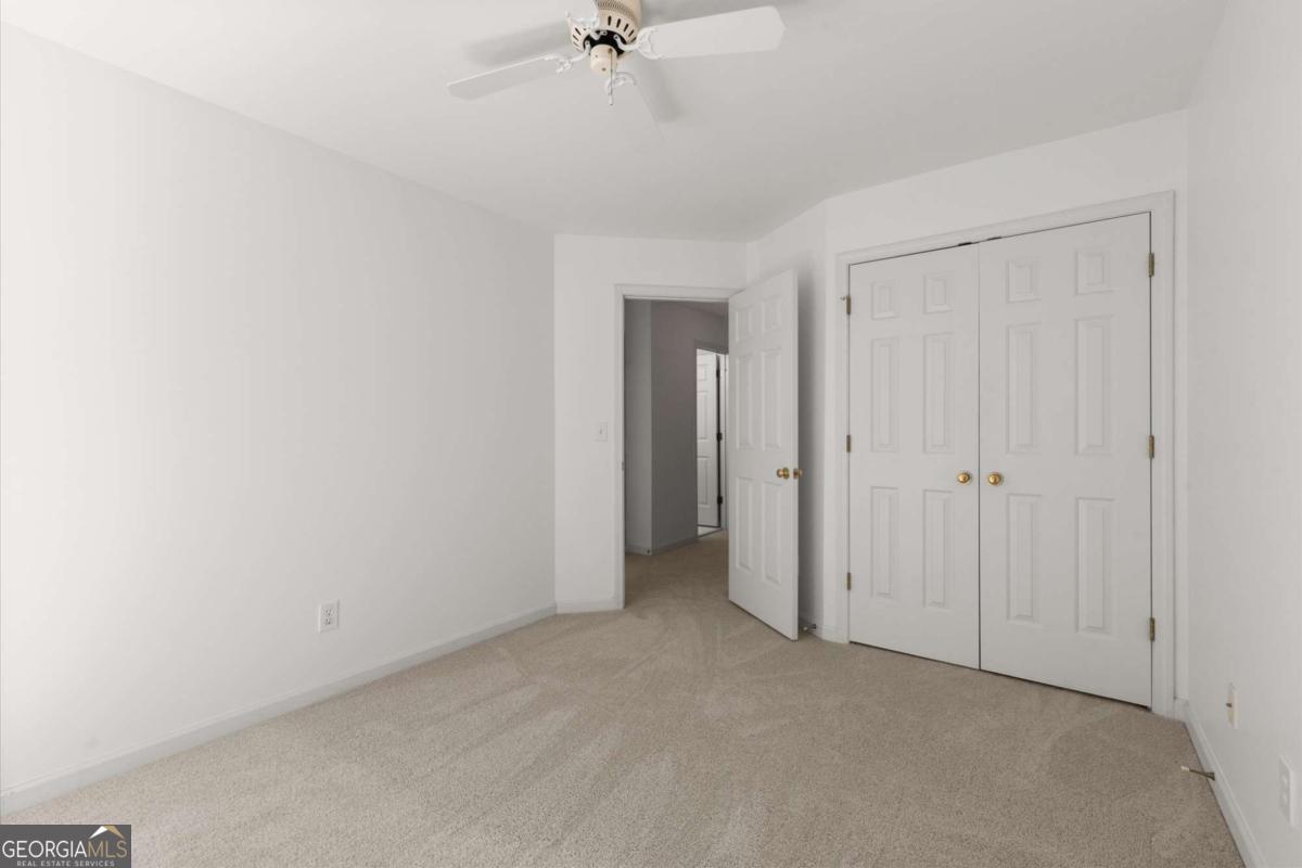 3025 Brockton Close