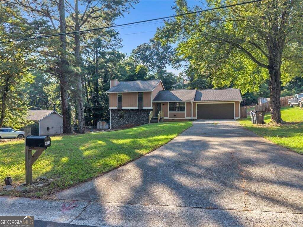 631 Brighton Drive NW