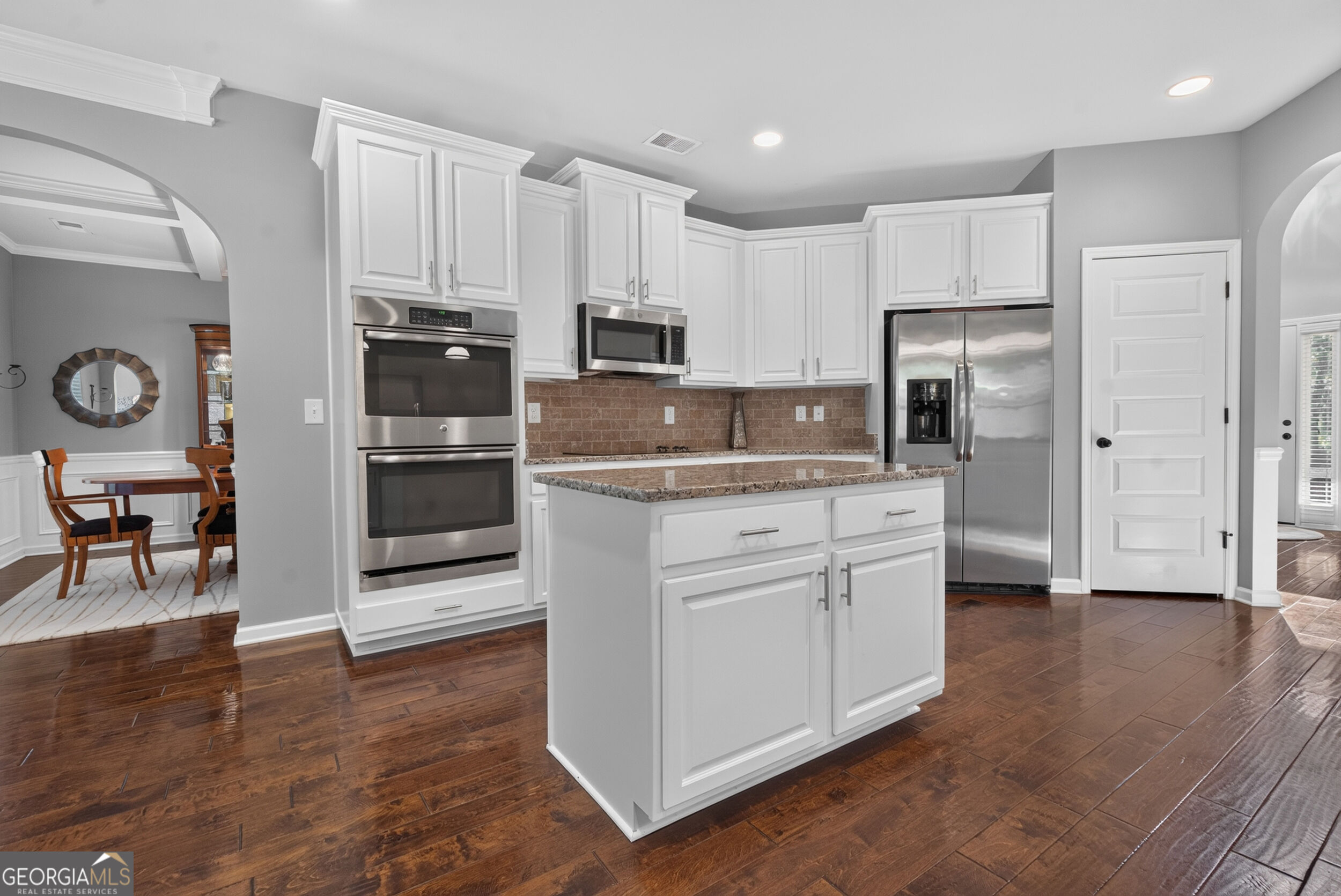 8742 Hamil Court