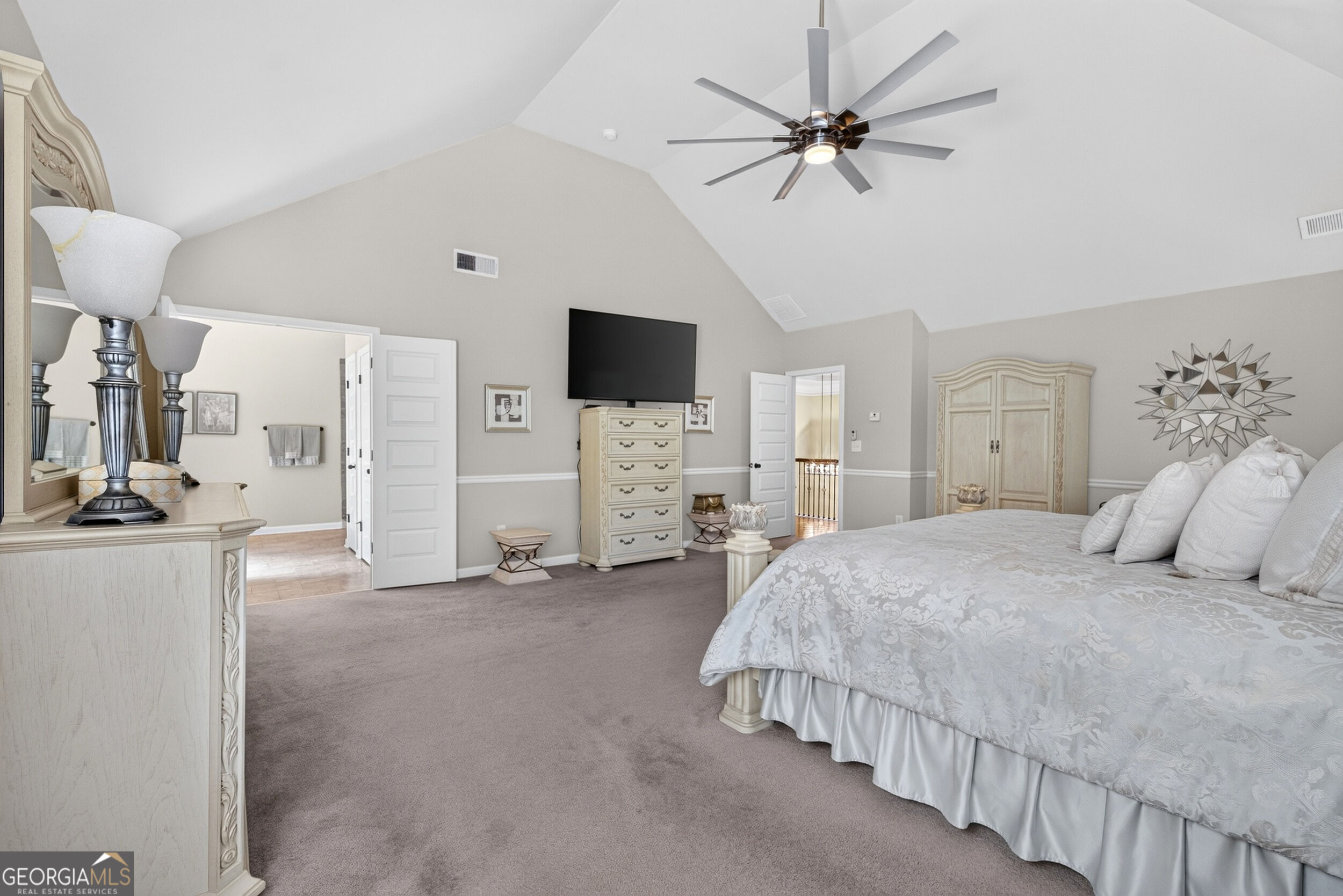 8742 Hamil Court