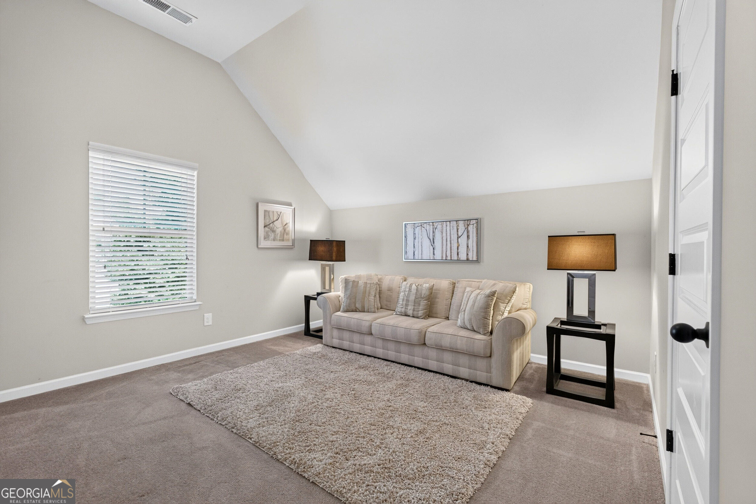 8742 Hamil Court