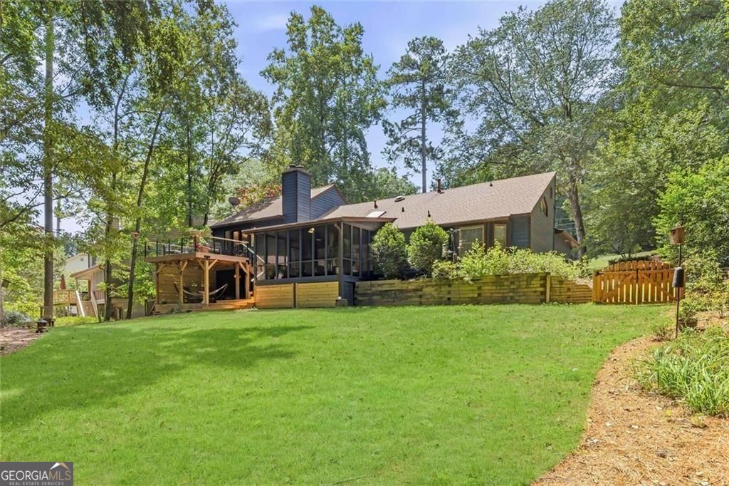 1115 Lake Drive