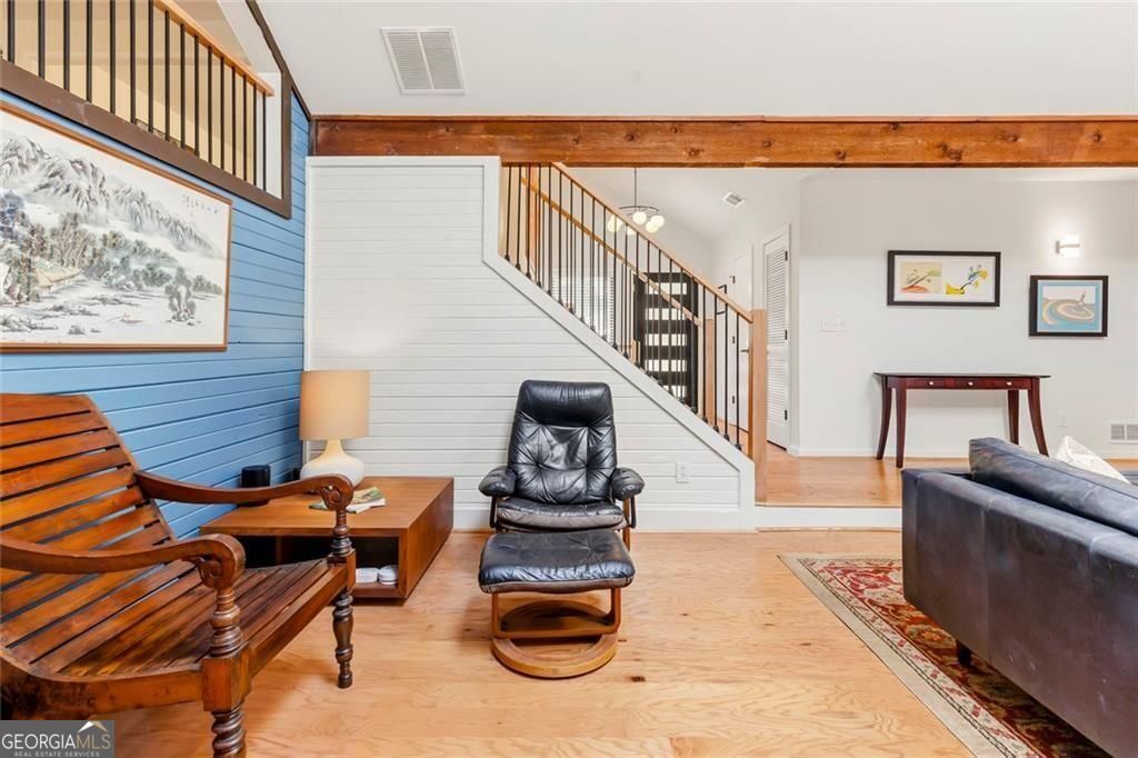 1115 Lake Drive