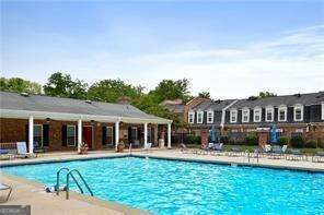12 Surry County Place NW