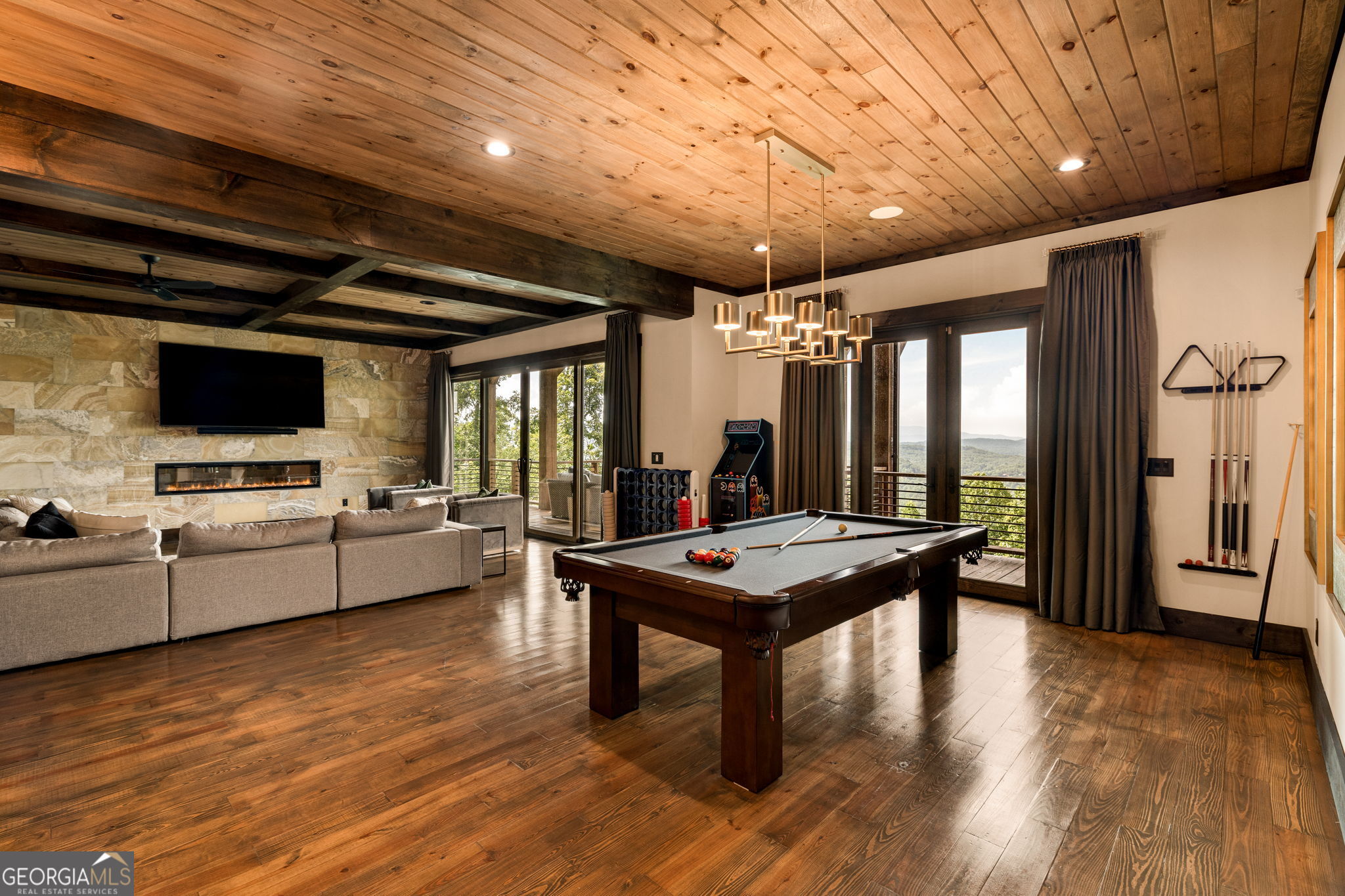 684 Overlook Drive