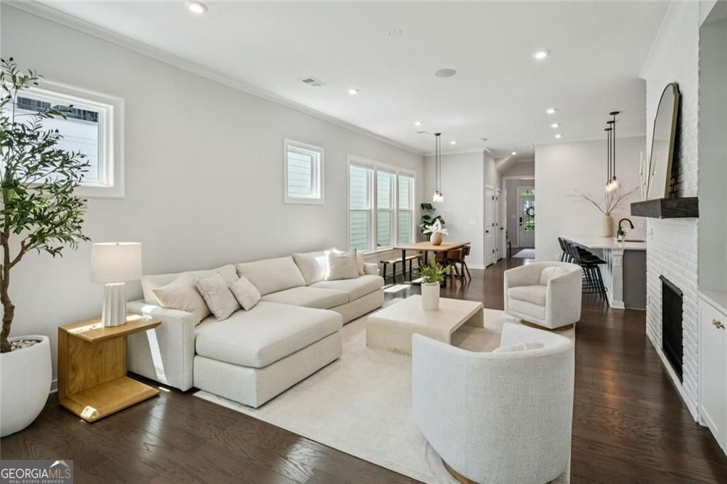 1229 Hampton Park Road