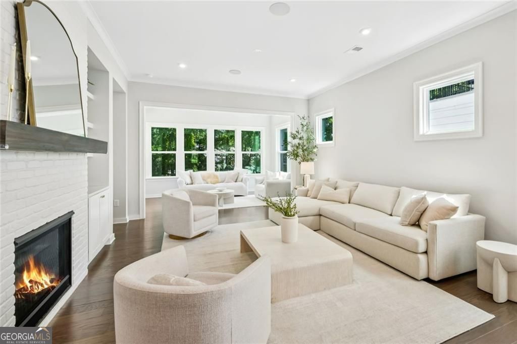1229 Hampton Park Road