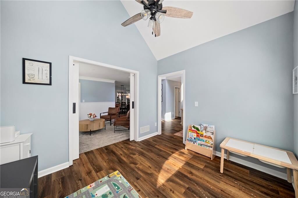 1005 Brentmoor Lane NW