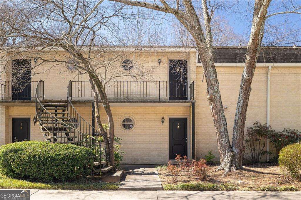 5400 Roswell Road # G3