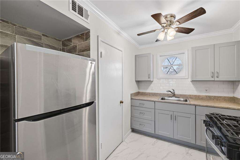 5400 Roswell Road # G3