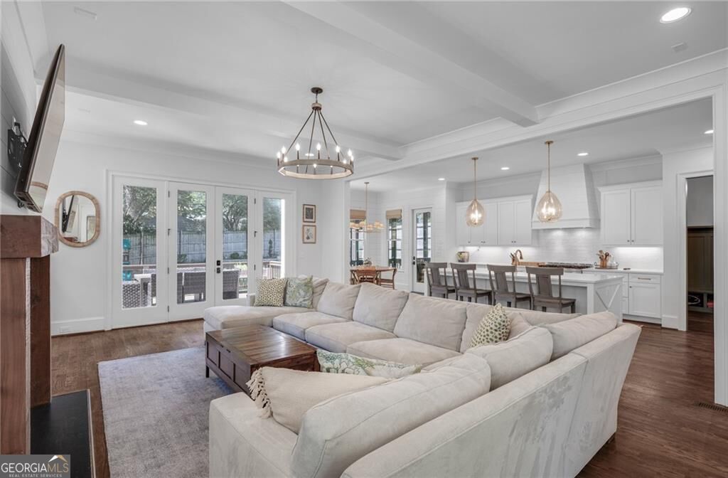 2986 Surrey Lane