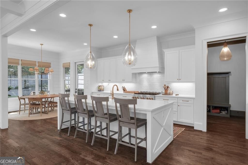 2986 Surrey Lane