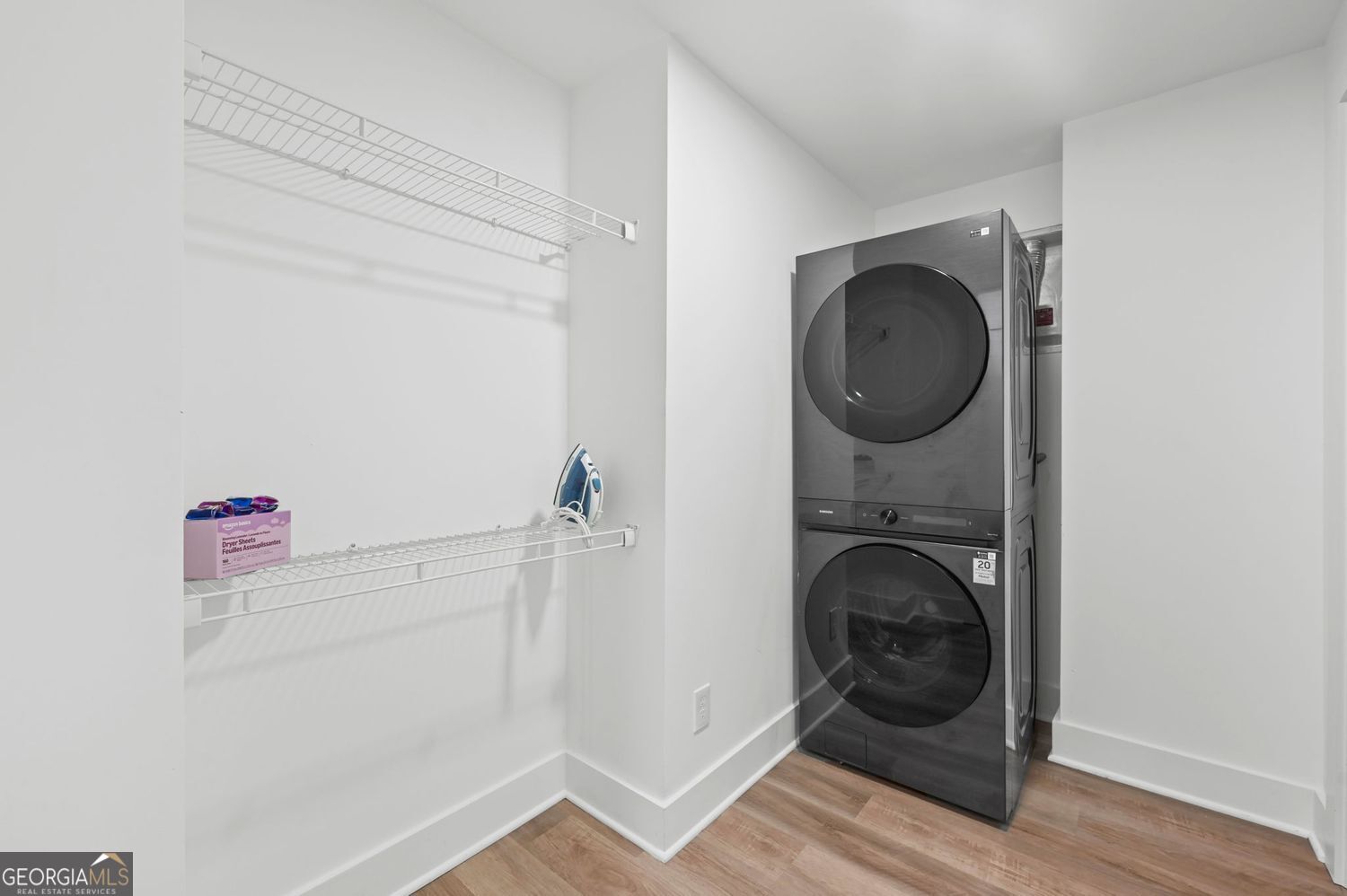 346 Peters Street SW # 203