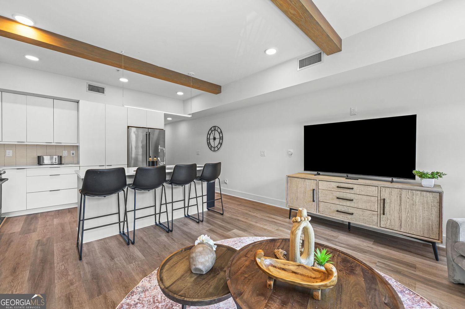 346 Peters Street SW # 203