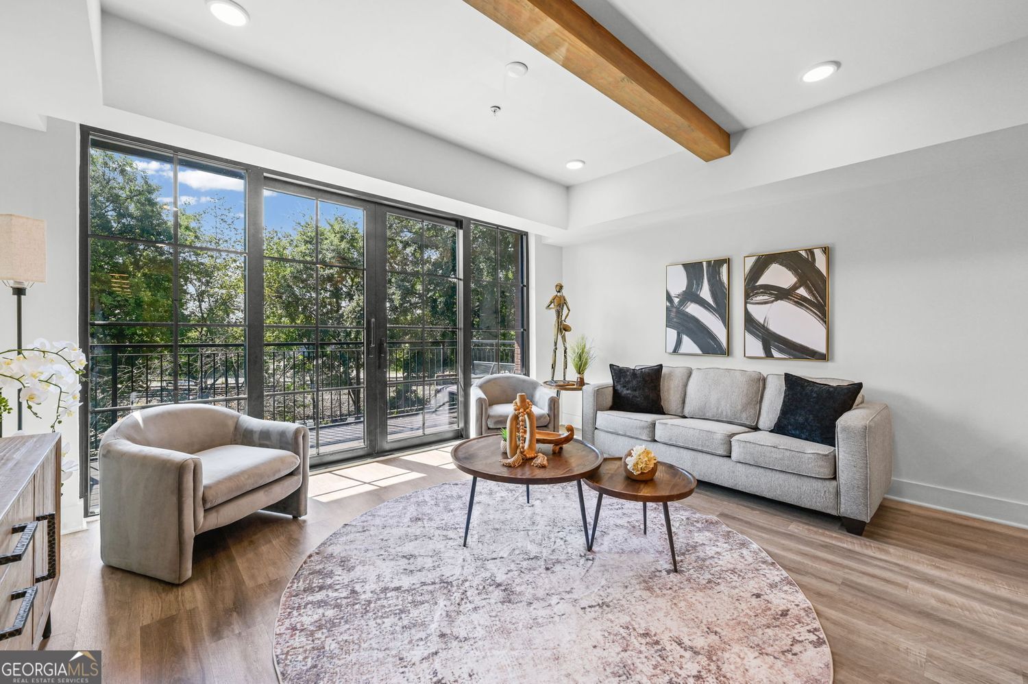 346 Peters Street SW # 203