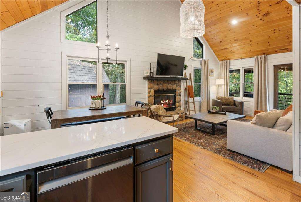 120 Brookhaven Trail