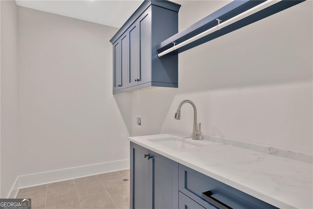 3465 Hildon Circle