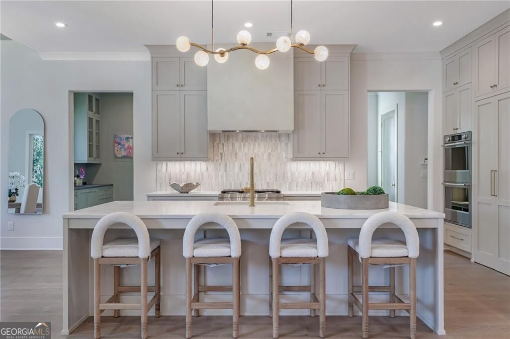 3465 Hildon Circle