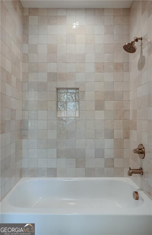 3465 Hildon Circle