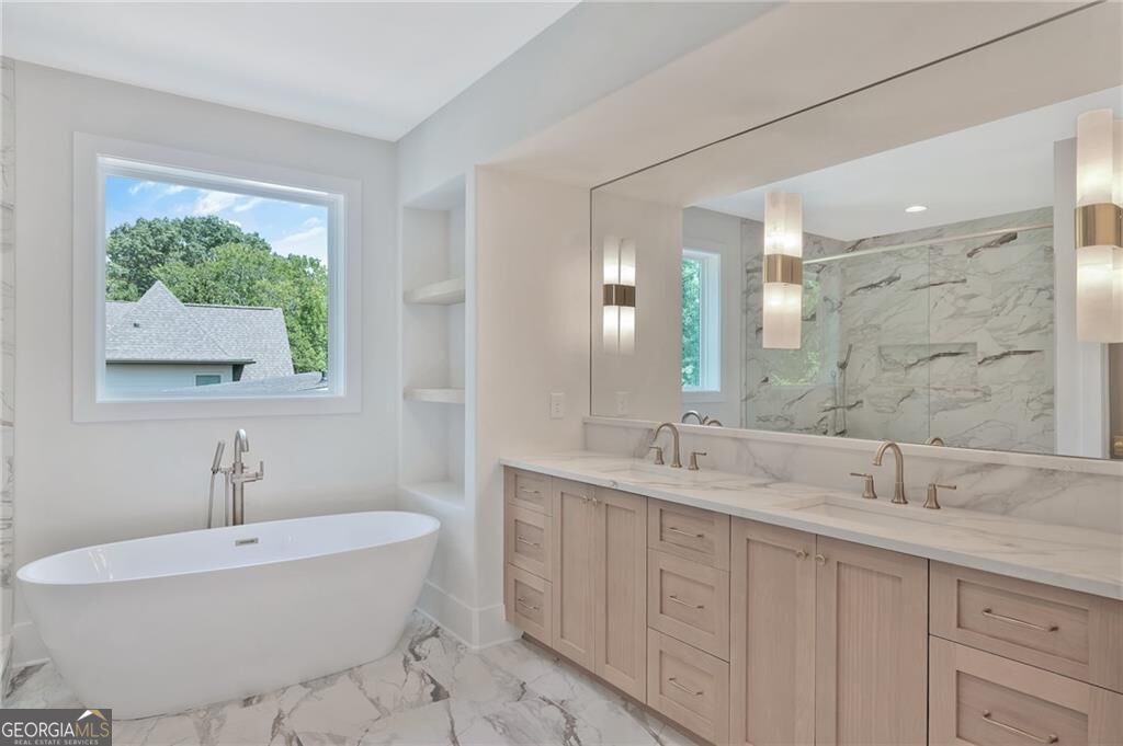3465 Hildon Circle