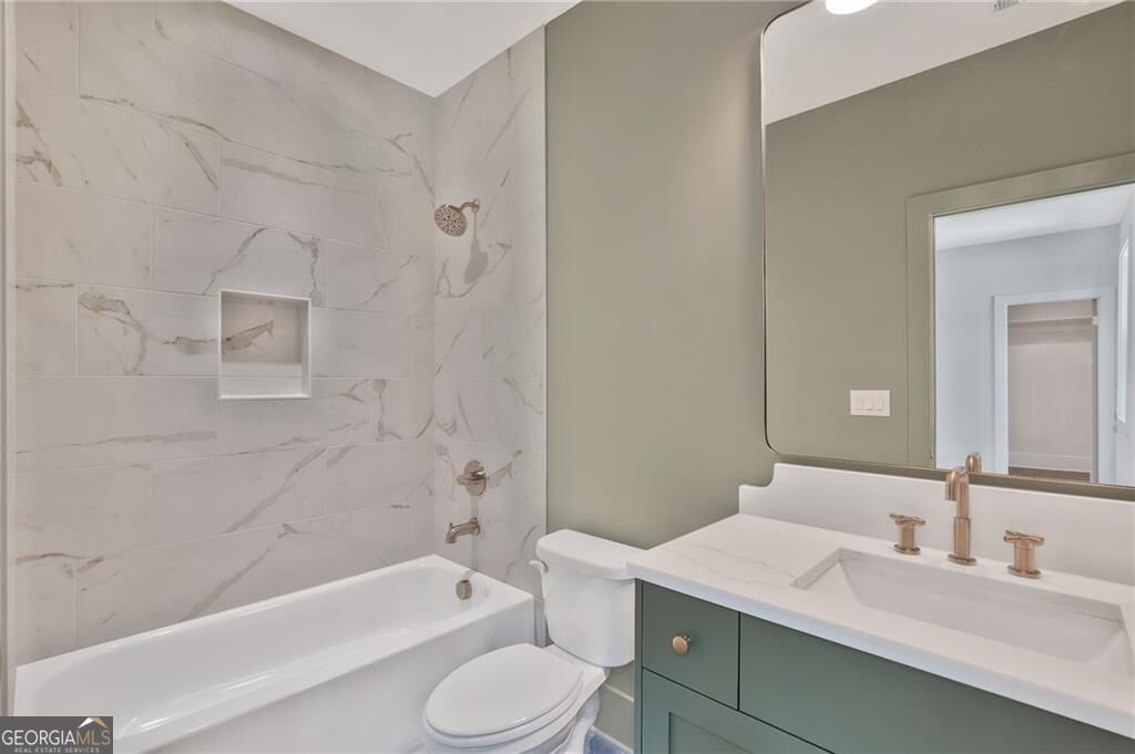 3465 Hildon Circle