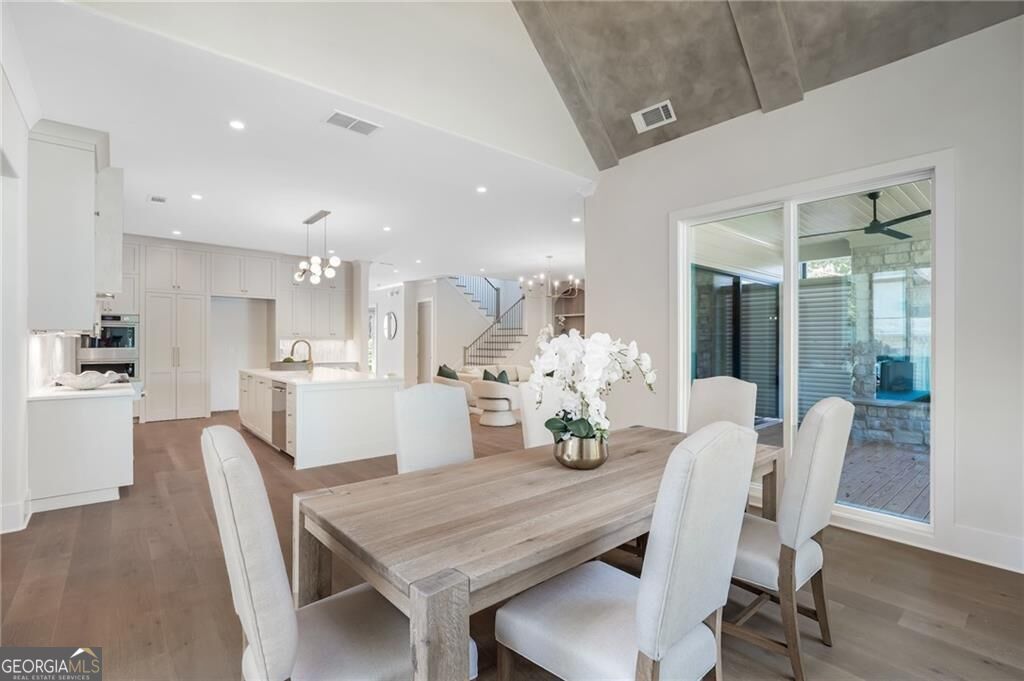 3465 Hildon Circle