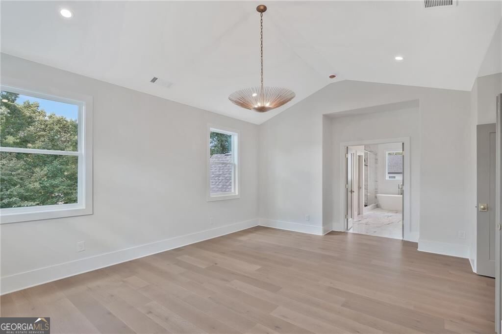 3465 Hildon Circle