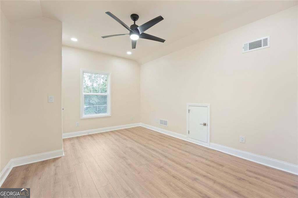 3395 Lee Place