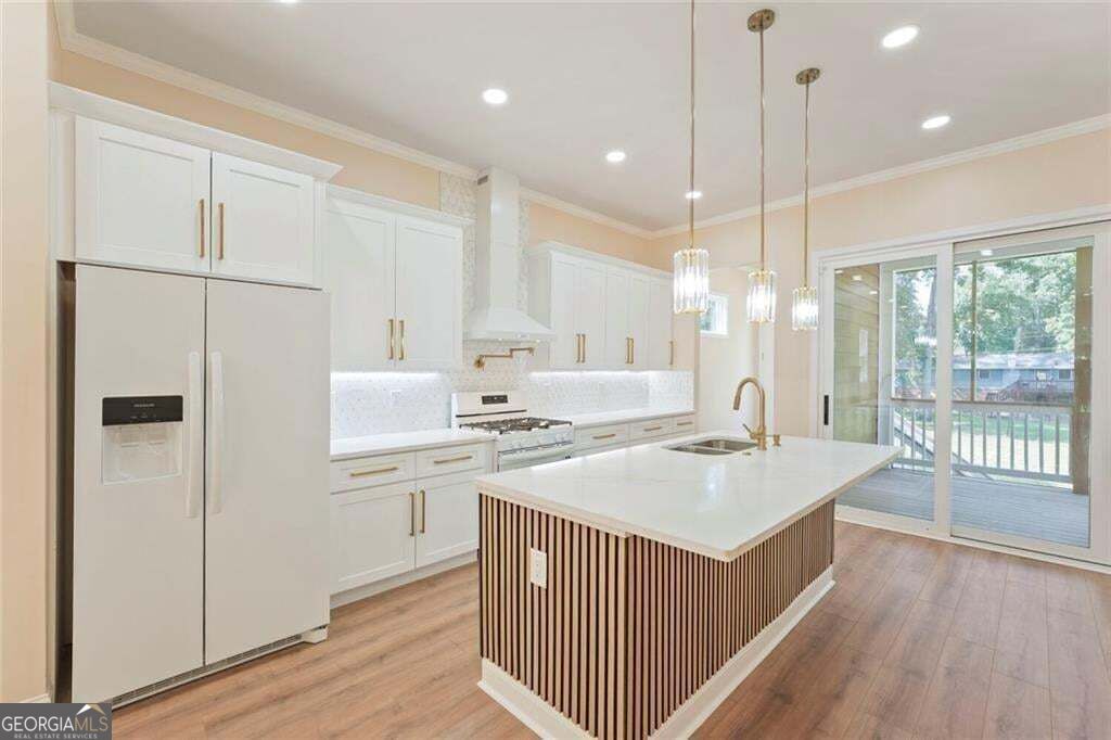3395 Lee Place