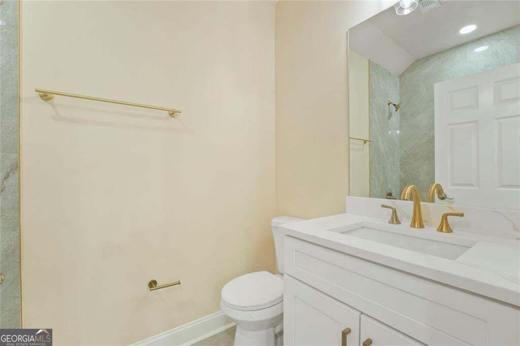 3395 Lee Place