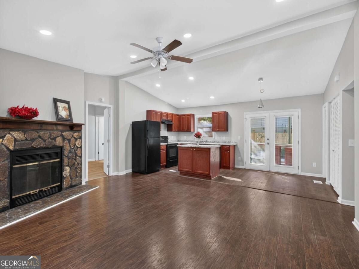 4185 Bradley Drive