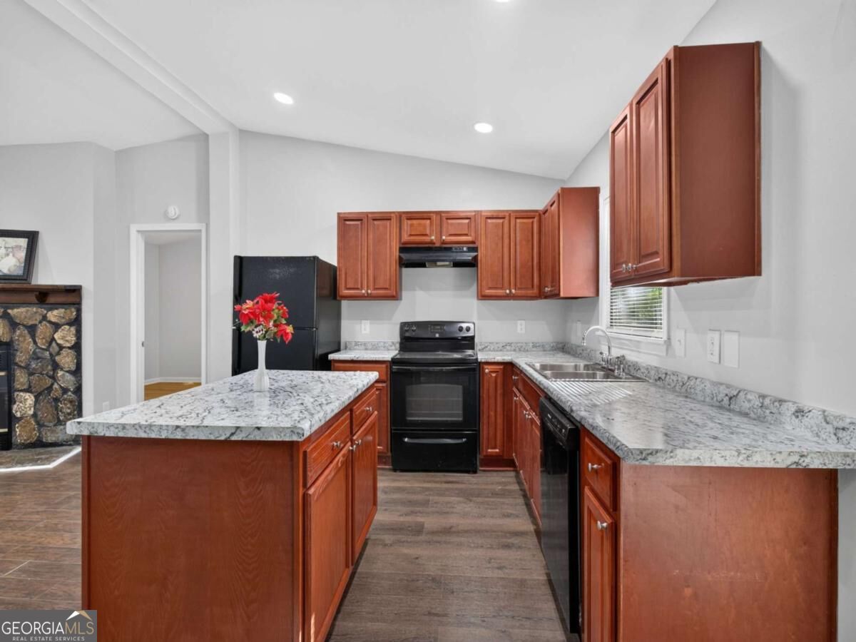 4185 Bradley Drive