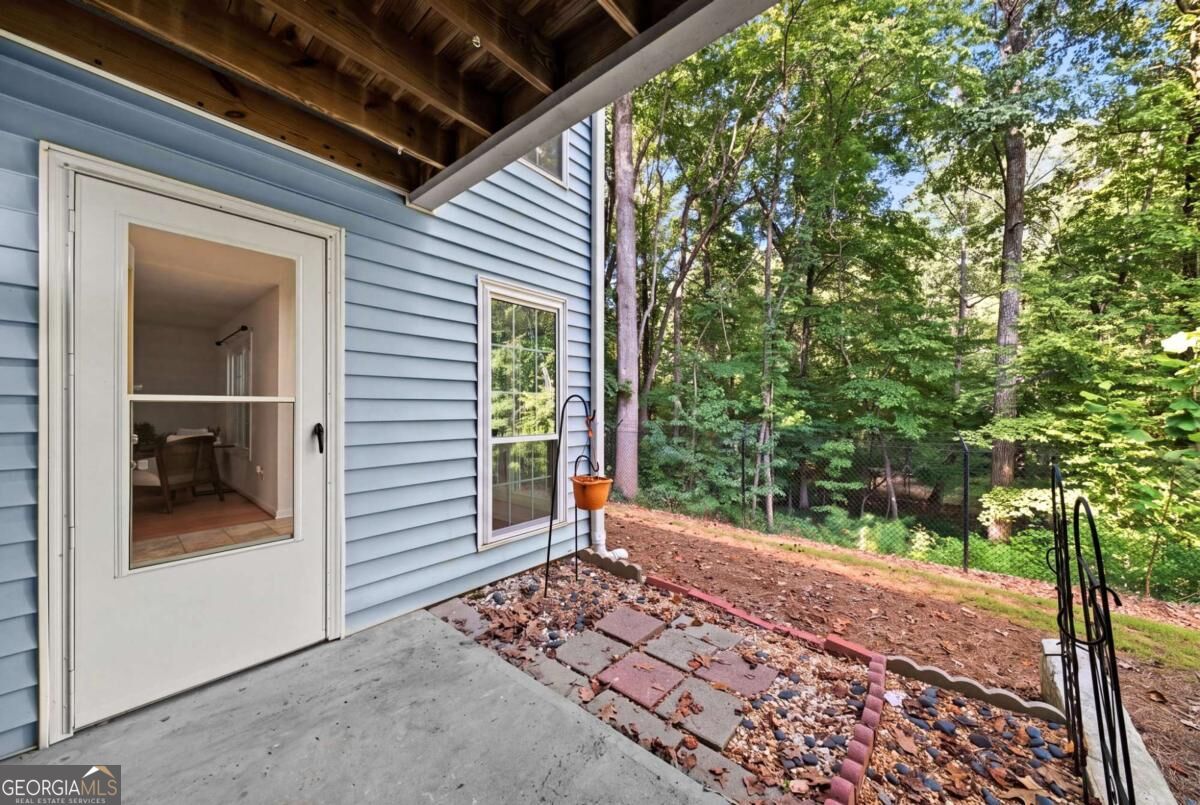 711 Glenleaf Drive