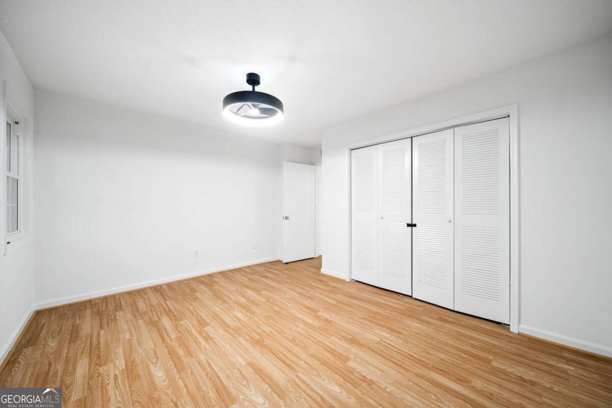 711 Glenleaf Drive