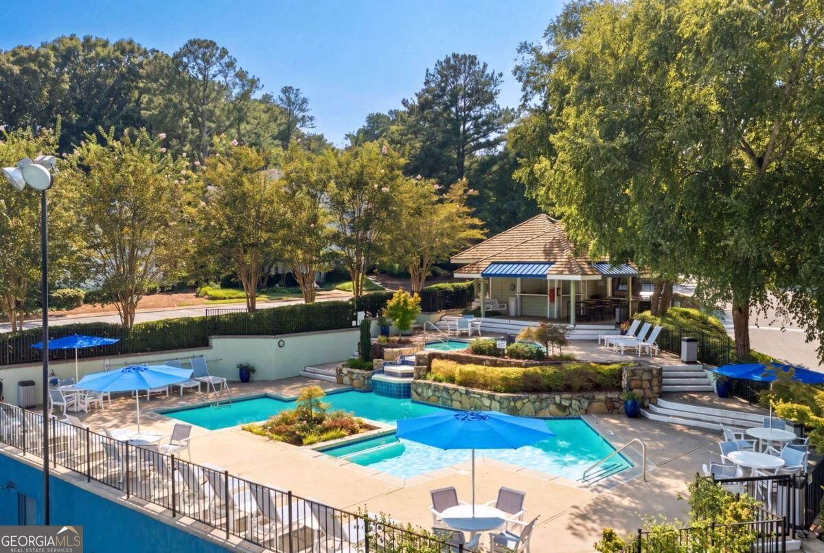 711 Glenleaf Drive