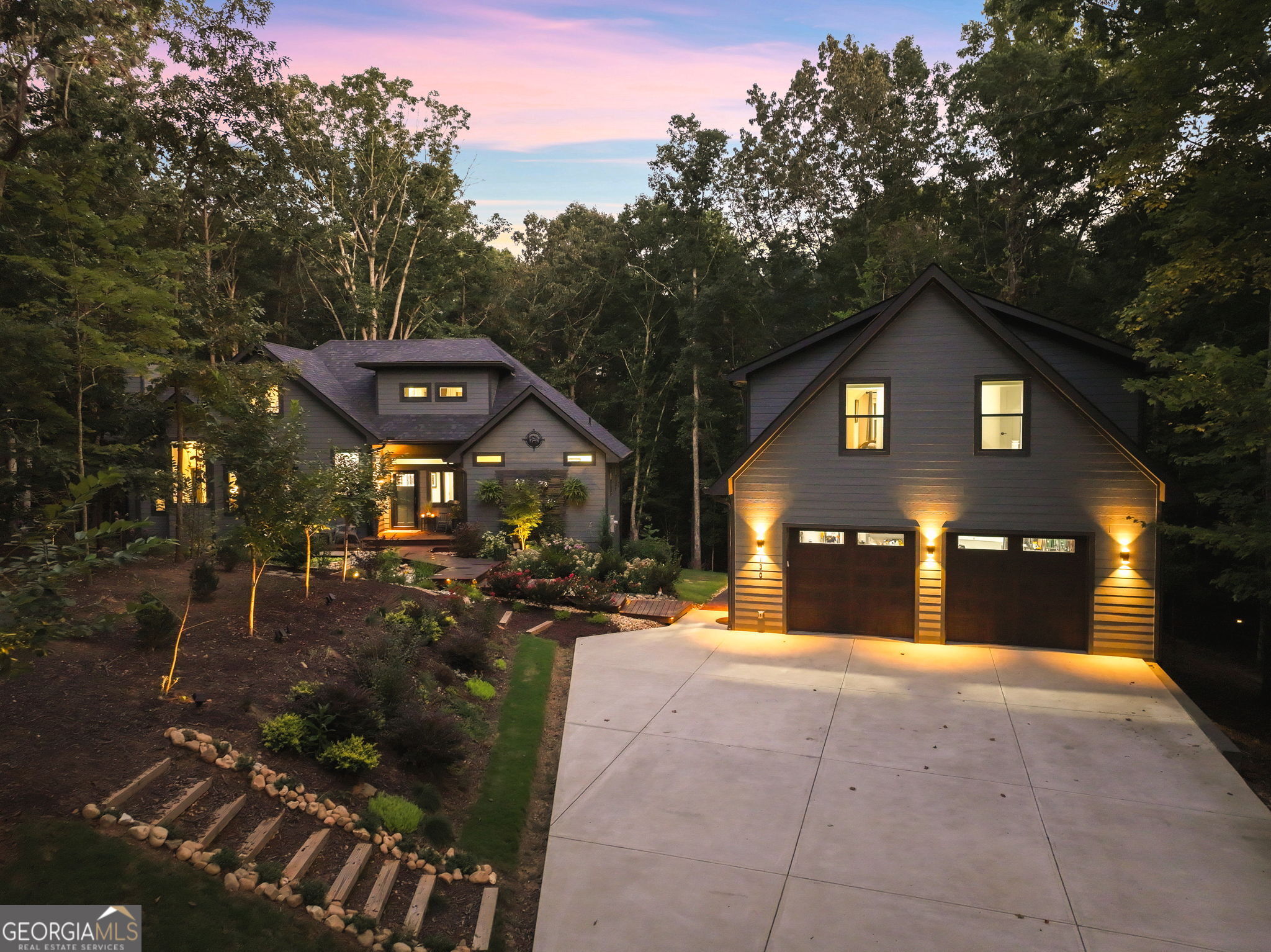130 Country Hills Road