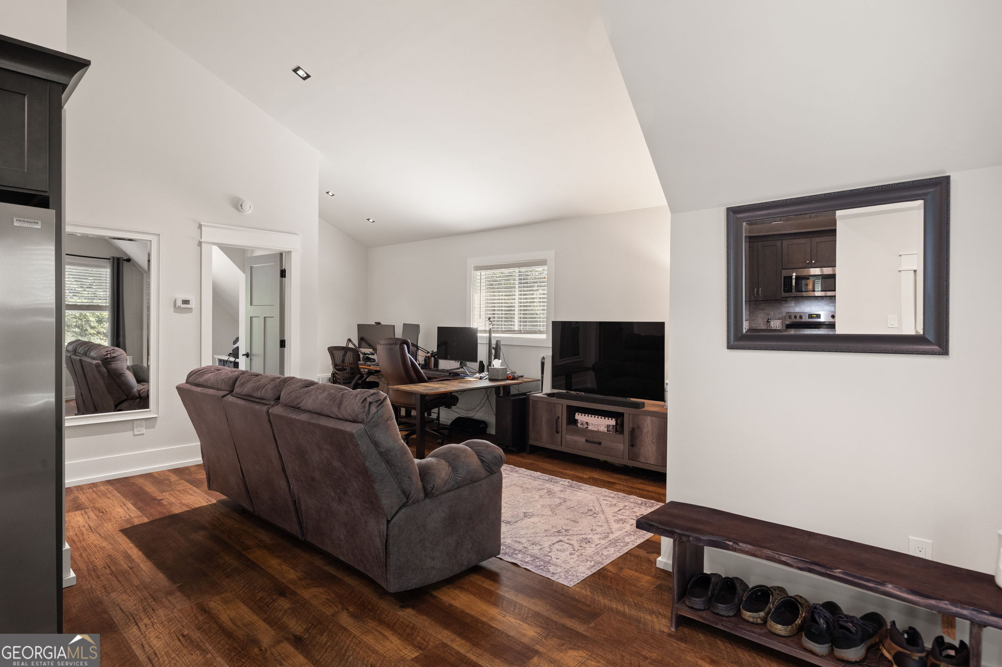 130 Country Hills Road