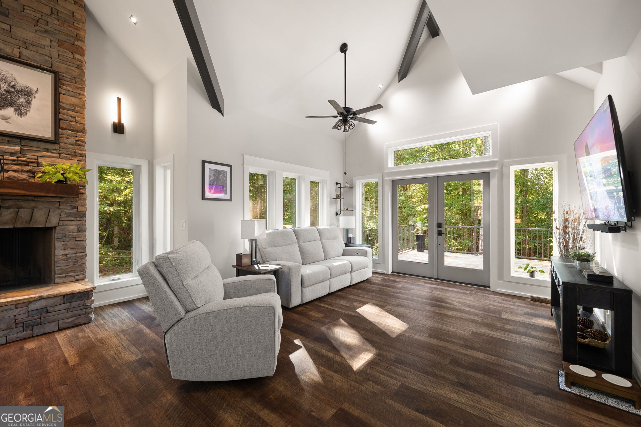 130 Country Hills Road